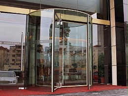 旋轉(zhuǎn)門維保陷阱揭秘：低價背后的高昂代價