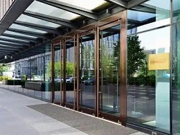 不只是裝飾：進出口門區(qū)色彩搭配的力量