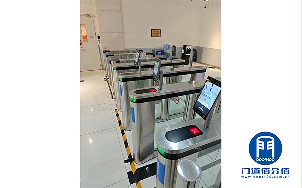 案例丨維修寶盾擺式速通門基座晃動故障