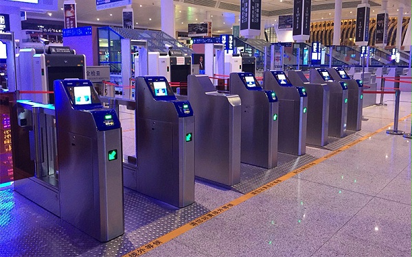 揭秘門禁控制系統(tǒng)“速通”閘機(jī)