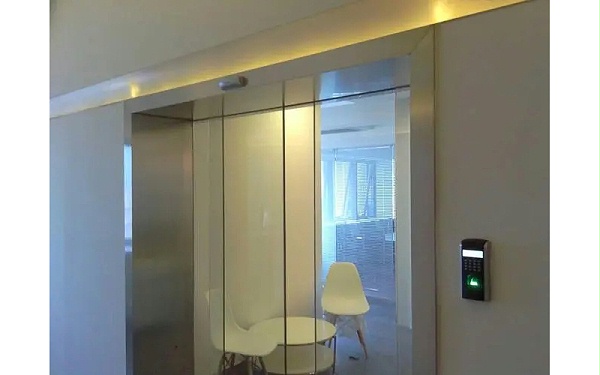 門禁控制自動門開關(guān)方式介紹