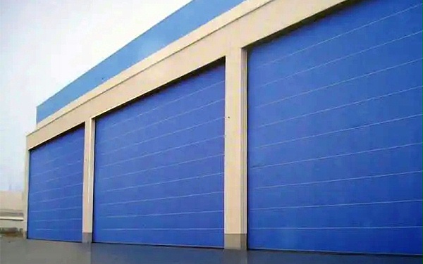 電動(dòng)升降門安全使用守則