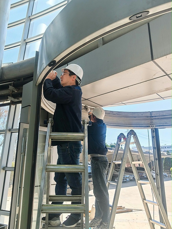 0e79de550389eeeb0de8e2b5922f7742_compress