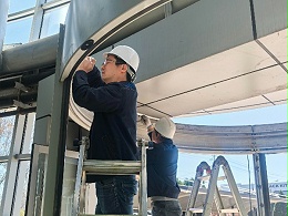 鋁業(yè)公司旋轉(zhuǎn)門門體拆裝