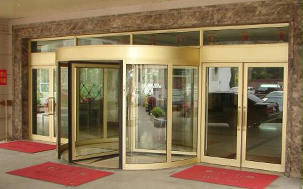 旋轉(zhuǎn)門安裝過程要點與旋轉(zhuǎn)門安裝注意事項