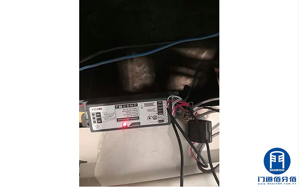 上海航天大廈辦公室松下感應(yīng)門(mén)配件與門(mén)禁維修服務(wù)之維修配件