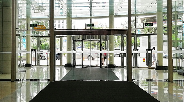 門道佰分佰淺析未來自動門行業(yè)的發(fā)展方向_門道佰分佰