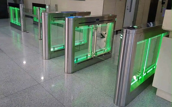 速通門(mén)維修工作現(xiàn)場(chǎng)操作注意事項(xiàng)