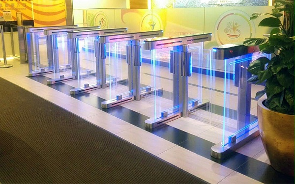 速通門(mén)維修工作現(xiàn)場(chǎng)操作注意事項(xiàng)