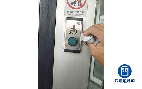 經(jīng)典案例丨江蘇交通銀行保養(yǎng)自動(dòng)旋轉(zhuǎn)門紀(jì)實(shí)