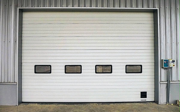 正確使用提升式工業(yè)門電機(jī)，做好保養(yǎng)和維修