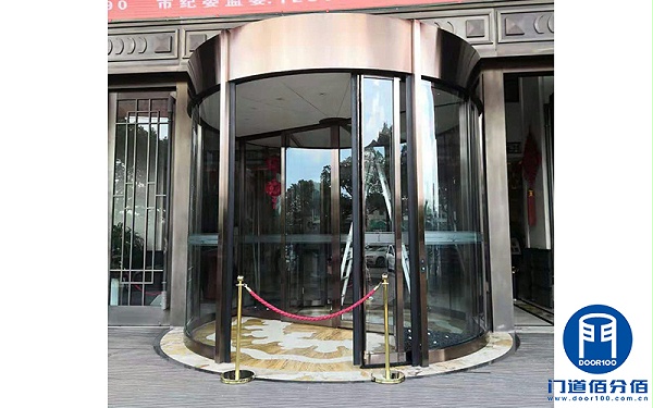 江蘇常熟某五星飯店歐必翼旋轉(zhuǎn)門(mén)維修服務(wù)案例