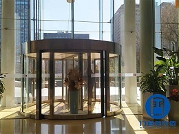 中國(guó)婦女活動(dòng)中心旋轉(zhuǎn)門保養(yǎng)過程實(shí)錄