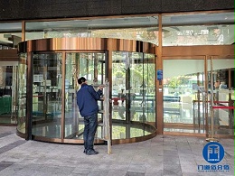 北京東城酒店寶盾自動兩翼門維修升級方案與服務過程服務案例