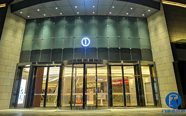 昆明某大廈智匯門道品牌自動弧形門、自動平滑門配件更換維修