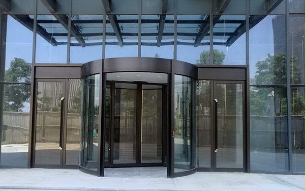 旋轉(zhuǎn)門維護(hù)保養(yǎng)內(nèi)容