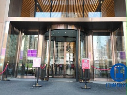 經(jīng)典案例丨寶盾自動兩翼旋轉(zhuǎn)門養(yǎng)護保養(yǎng)服務(wù)