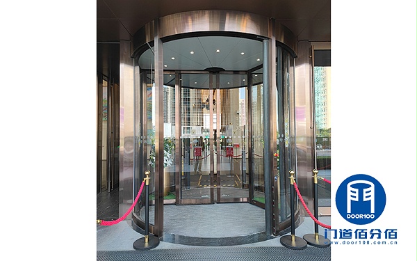 經(jīng)典案例丨寶盾自動兩翼旋轉(zhuǎn)門養(yǎng)護保養(yǎng)服務
