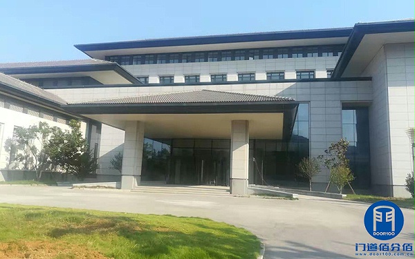 濟南黨校多瑪自動旋轉(zhuǎn)門電器系統(tǒng)維修升級服務(wù)