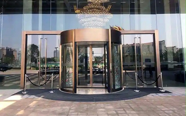 旋轉(zhuǎn)門(mén)安裝質(zhì)量評(píng)估