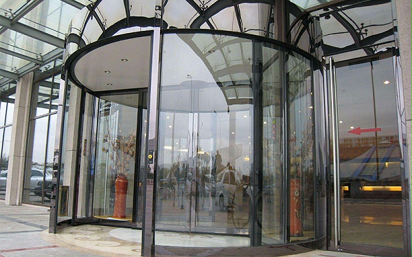 自動(dòng)旋轉(zhuǎn)門是如何鎖門的？旋轉(zhuǎn)門門鎖介紹