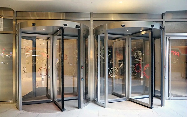 避免旋轉(zhuǎn)自動(dòng)門(mén)電器配件產(chǎn)生故障方法介紹