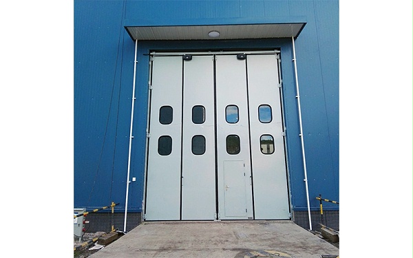 工業(yè)折疊門維修與維護技巧介紹