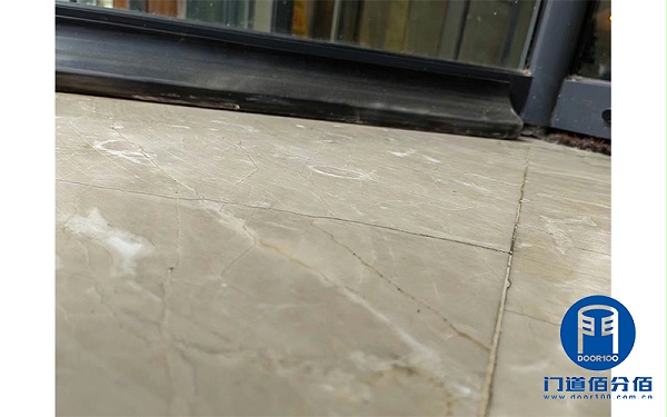 自動旋轉(zhuǎn)門（三翼）保養(yǎng)案例，教你如何延長使用壽命