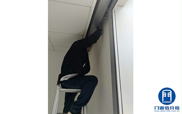 國(guó)家電網(wǎng)下屬某管理中心自動(dòng)玻璃門維修服務(wù)案例