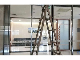 自動(dòng)門(mén)廠家門(mén)道佰分佰上門(mén)保養(yǎng)自動(dòng)感應(yīng)門(mén)服務(wù)案例