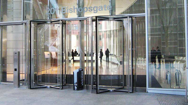 自動(dòng)旋轉(zhuǎn)門(mén)維修