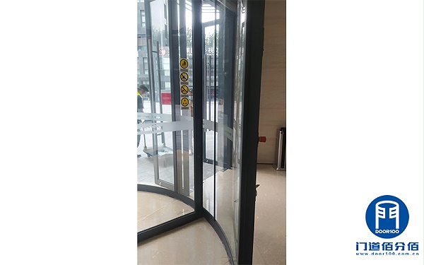 經(jīng)典項(xiàng)目丨北京文化中心寶盾自動(dòng)三翼門(mén)保養(yǎng)