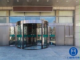 帶娃玩迷宮，旋轉(zhuǎn)門發(fā)明創(chuàng)意的源泉