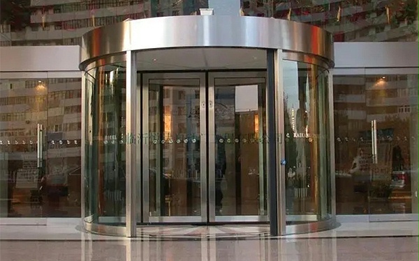 應對氣候變化：秋季旋轉門保養(yǎng)需了解