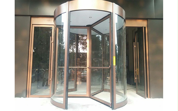 不銹鋼表面處理優(yōu)缺點：拋光、噴砂等方式比較