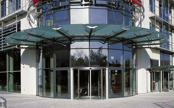 自動(dòng)弧形門(mén)維修全攻略，輕松解決各種問(wèn)題