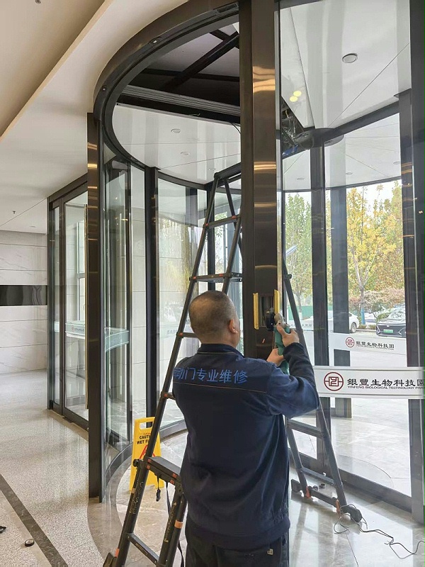 c3bee8dea6e8285f3b468315ace385bd_compress