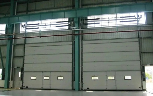 配件解析丨電動(dòng)工業(yè)門安全防護(hù)配件揭秘