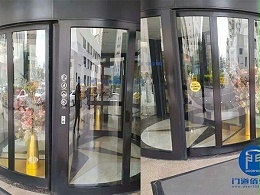 自動旋轉(zhuǎn)門皮帶、防夾傳感器故障怎么辦？門道上門為您維修