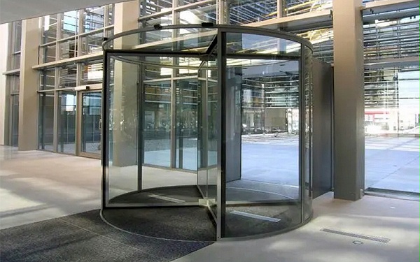 四翼電動旋轉門故障診斷與維修