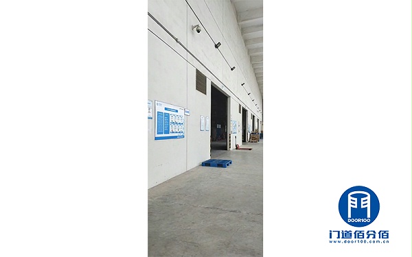 移動通信集團倉庫提升門故障維修項目介紹