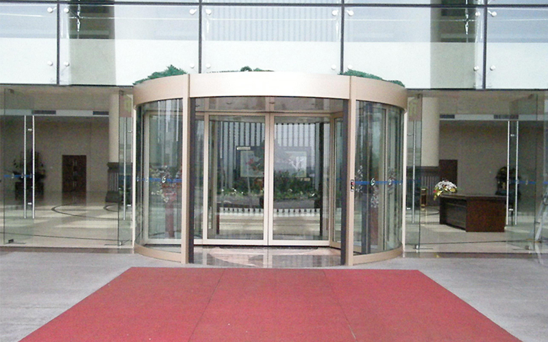 選門道佰分佰為旋轉(zhuǎn)門生產(chǎn)安裝維修維保升級服務商的理由