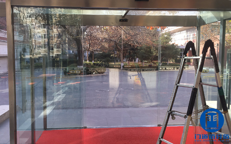 自動門室內(nèi)感應(yīng)開啟