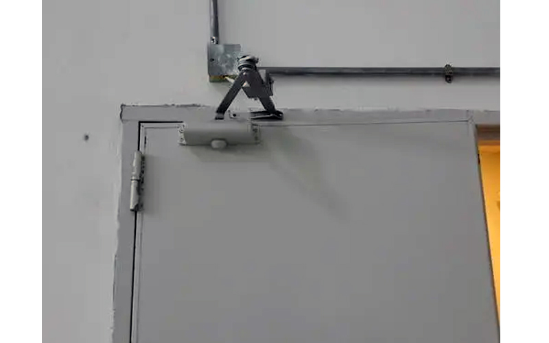 防火門電動閉門器安裝使用說明