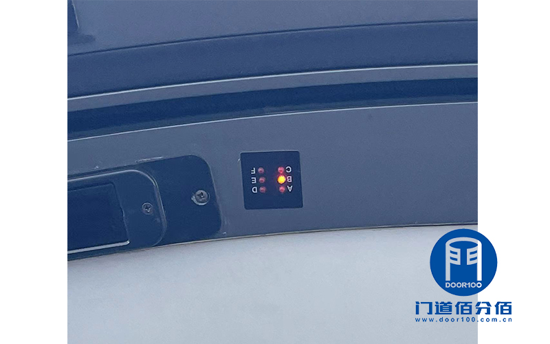 自動旋轉(zhuǎn)門門停，故障燈B亮維修實例