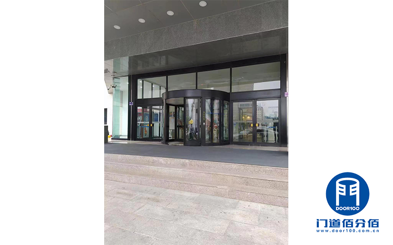 保養(yǎng)守護(hù)通行：旋轉(zhuǎn)門(mén)保養(yǎng)工作實(shí)戰(zhàn)記錄