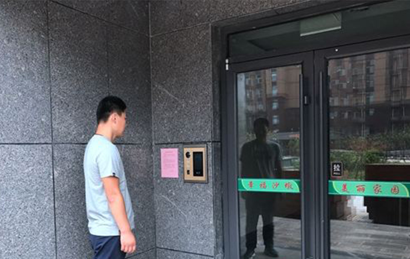 人臉識(shí)別自動(dòng)門(mén)