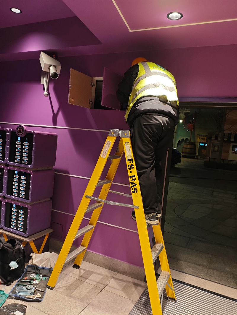 422bf0669fb89fdbe5d74654ef856f59_origin(1)