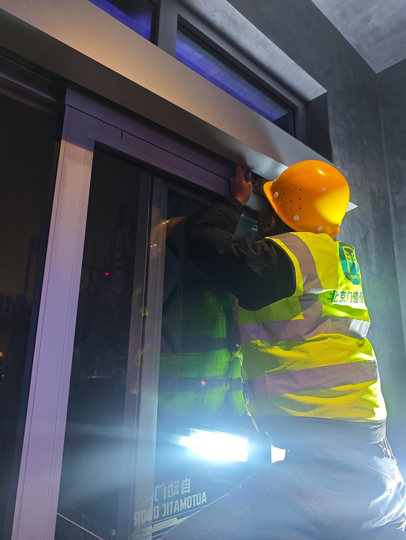 d603391db947655bf2c131da7dcb90ce_compress