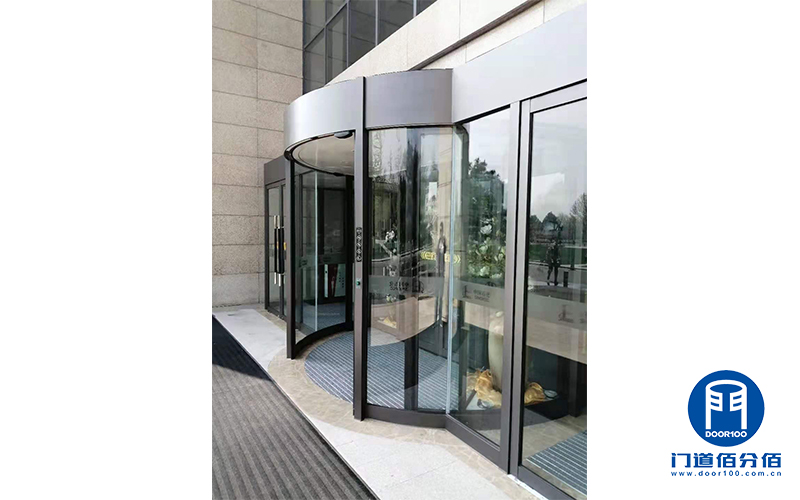 自動(dòng)旋轉(zhuǎn)門(mén)包飾美化與防夾傳感器升級(jí)服務(wù)